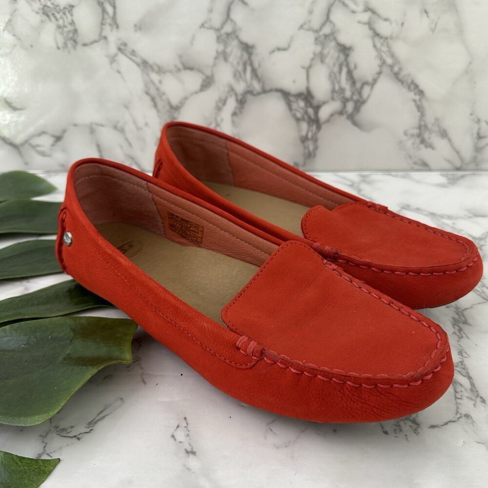 Ugg Womens Milana II Loafer Flats Size 7 Red Suede Leather Slip On Driving
